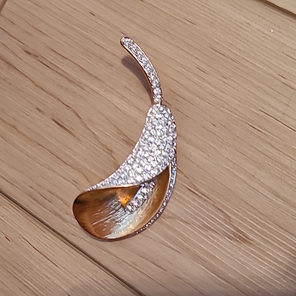 Nolan Miller Brooch